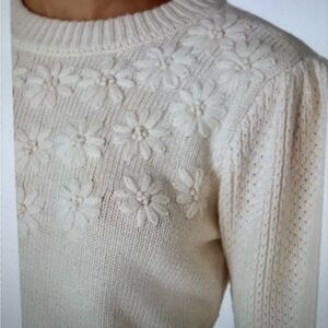 Louna Puffed Sleeve Floral Sweater Sz. L